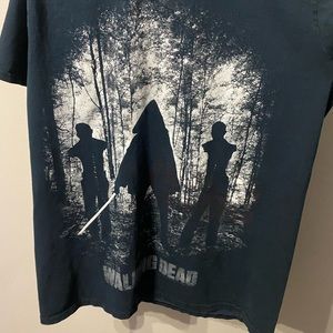 2012 the walking dead t-shirt by AMC